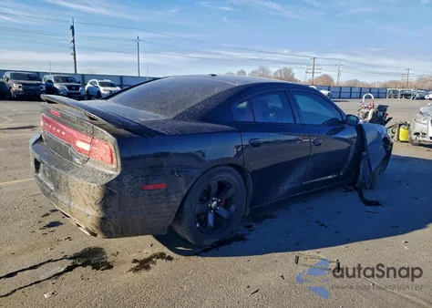 2014 Dodge Charger Sxt z USA, uszkodzony, nr VIN 2C3CDXHG5EH212427